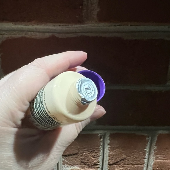 MUDMASKY Vitamin-Infused Scalp Serum

60ml / 2.0FL. OZ. - Picture 7 of 8